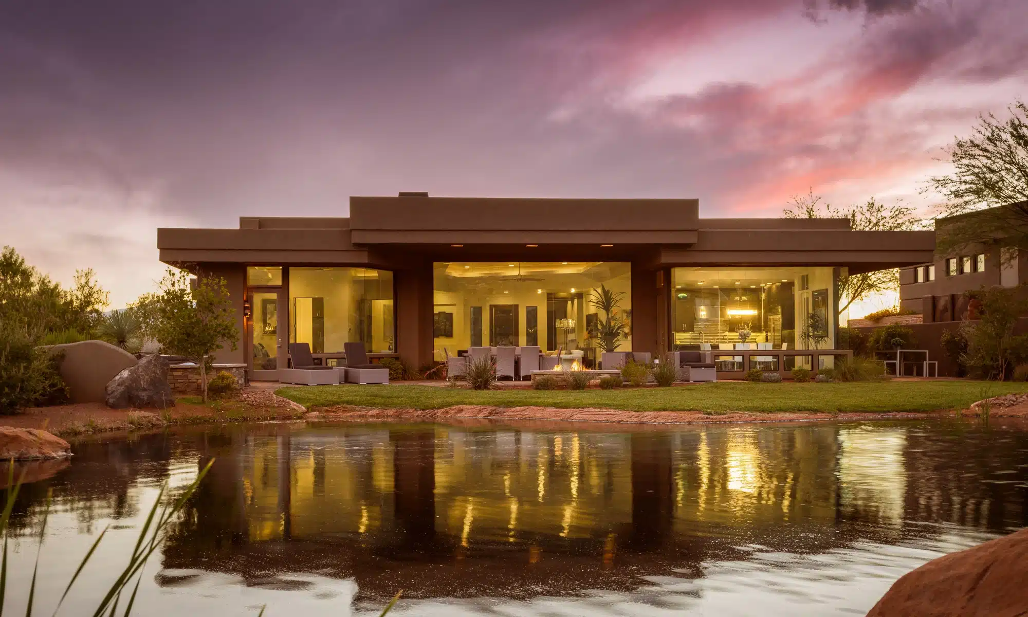 Beautiful house in front of a lake.